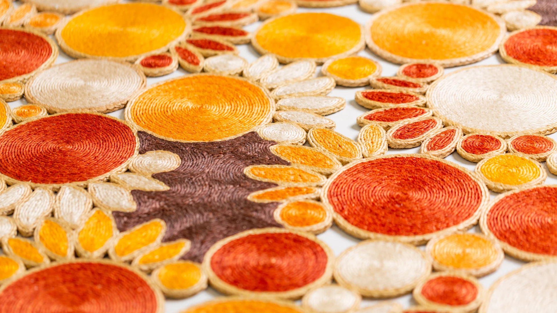 Tapisserie GASYRUG faite main à Madagascar - modele 13